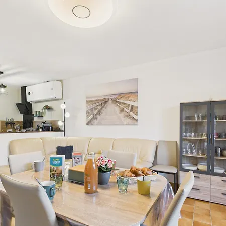 بيت للعطل 550m De La Plage, Maison Avec Jardin Pour 6