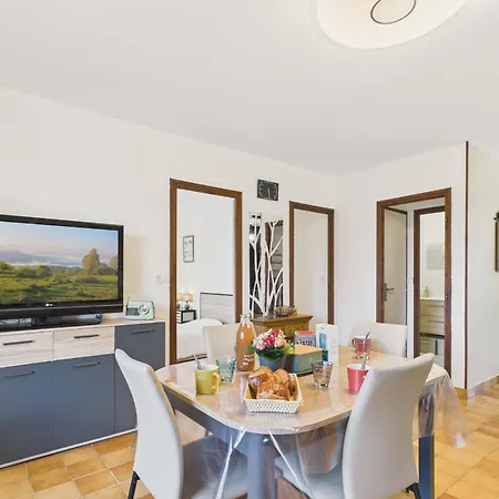 بيت للعطل 550m De La Plage, Maison Avec Jardin Pour 6