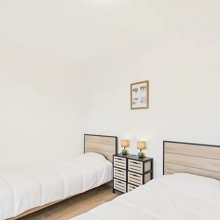 550m De La Plage, Maison Avec Jardin Pour 6 بيت للعطل