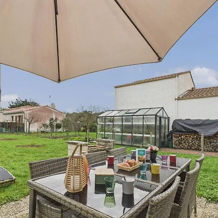 550m De La Plage, Maison Avec Jardin Pour 6 *