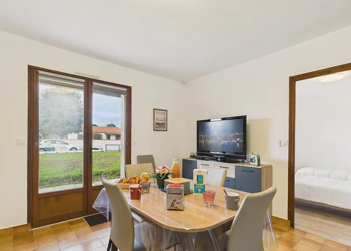 550m De La Plage, Maison Avec Jardin Pour 6 度假居 *