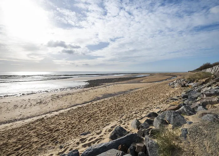 度假居 550m De La Plage, Maison Avec Jardin Pour 6